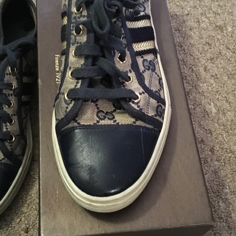 Authentic Gucci sneaks - Picture 7 of 7